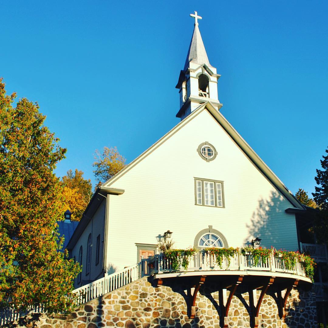 Salle de l’Église du Village